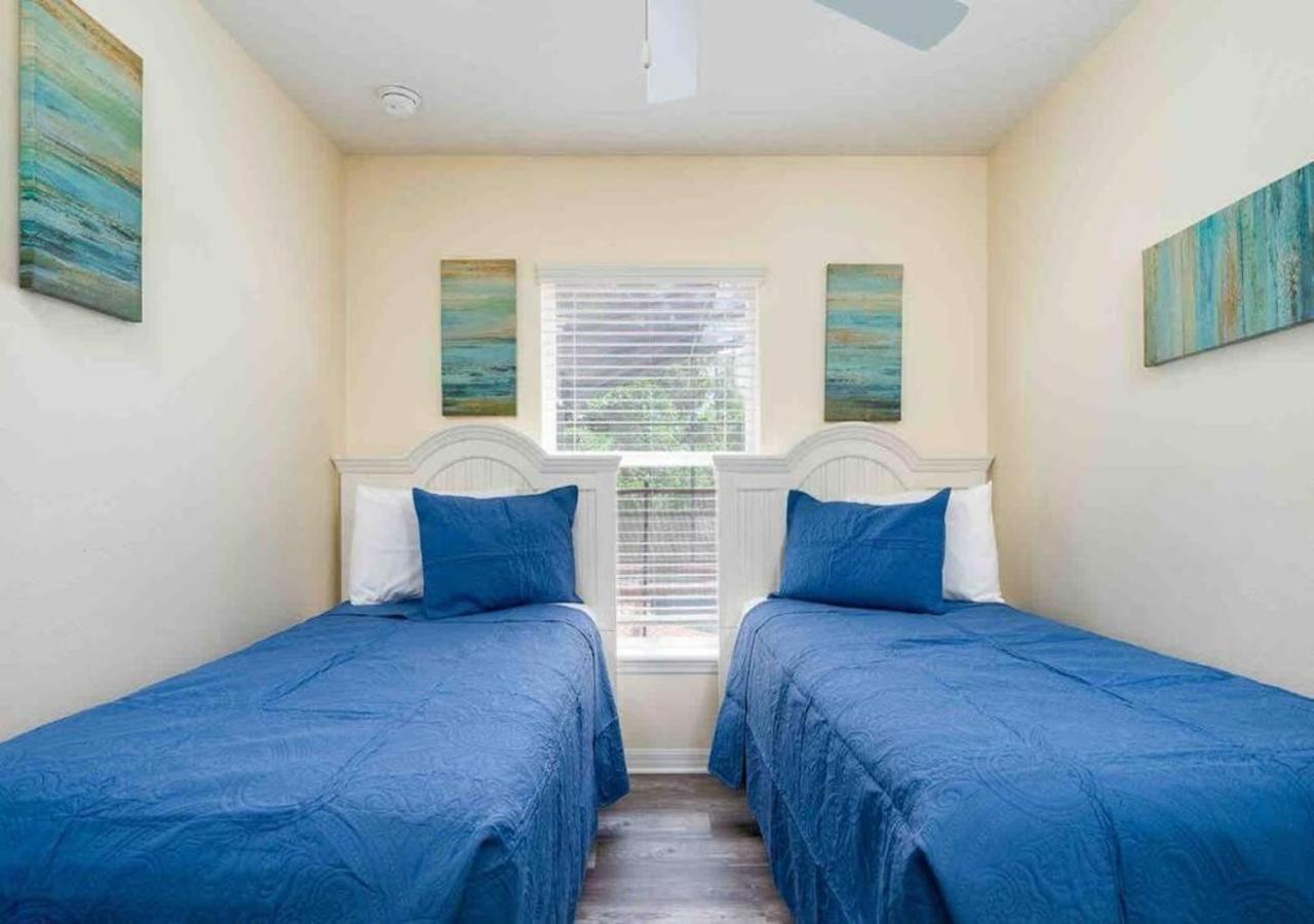 5 Bedroom, 7 Bed , 3 Bathroom Midterm Rental Home With Pool And Game Room, Near Disney 达文波特 外观 照片